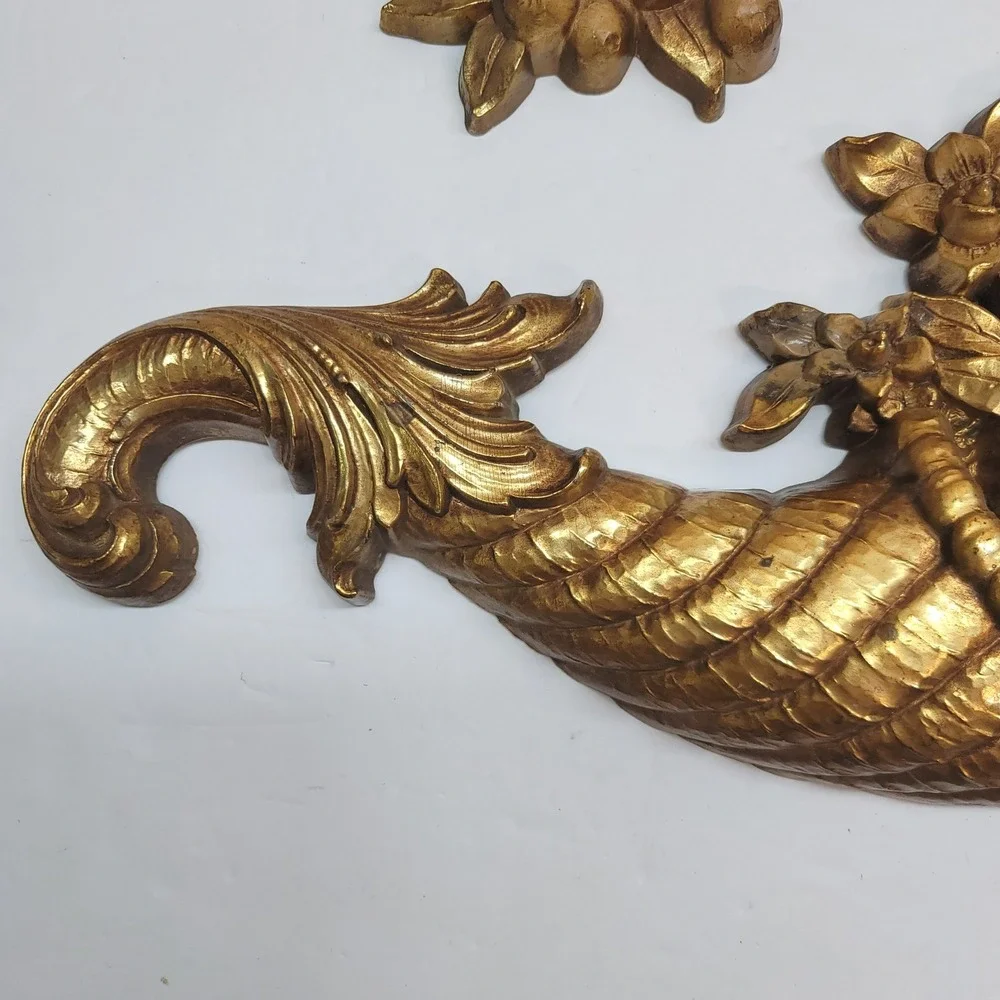 Vintage 1965 Syroco Gold Cornucopia Wall Plaques Fruit Floral Pair 5370 USA